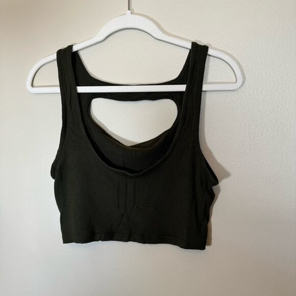 Lululemon Army Green Ribbed Cutout Crop Top - Picture 4 of 4